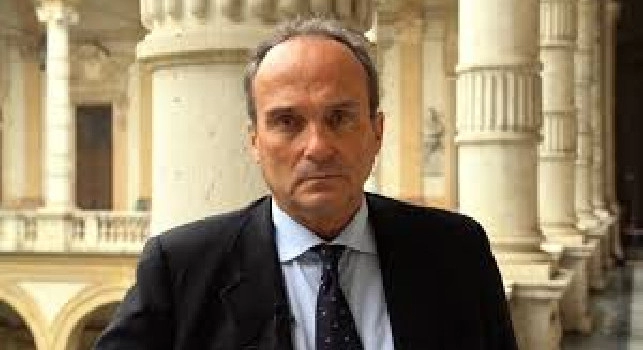 Università di Torino, l'infettivologo Di Perri: Possibile fare tamponi ai calciatori, si eviti di sacrificare il calcio