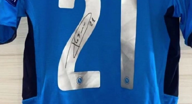 Matteo Politano, maglia in beneficenza