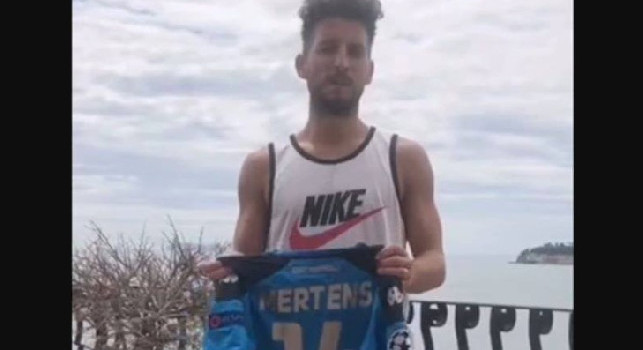 Dries Mertens, maglia beneficenza