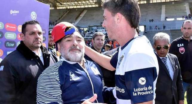 Jos&egrave; Paradela e Diego Armando Maradona