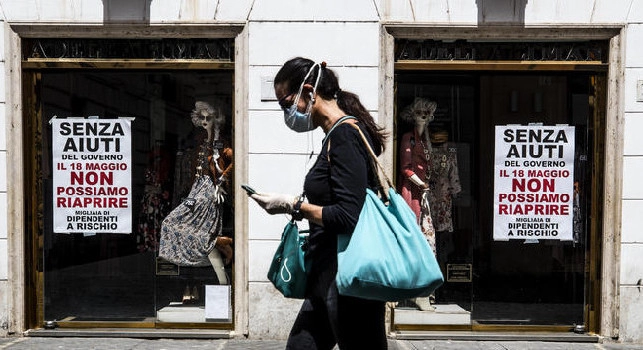 Coronavirus Italia, possibile riapertura dei negozi dal 4 dicembre: le ultime