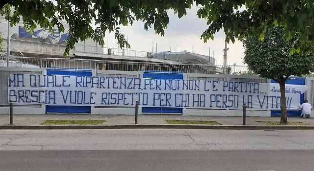 Coronavirus, chiara la posizione dei tifosi del Brescia: Ma quale ripartenza, per noi non c'&egrave; partita [FOTO]