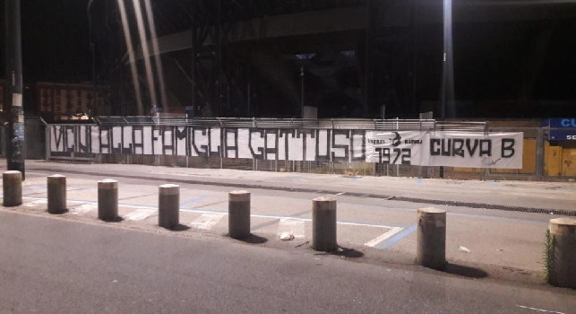 Ultras Napoli, striscione per Gattuso