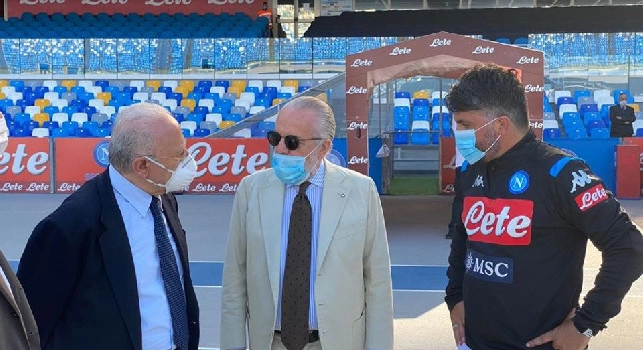 Cdm - Il Napoli conceder&agrave; gli ingressi omaggio agli sponsor, De Luca vuole la riapertura del 25% del San Paolo
