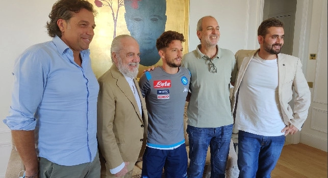 Dal Belgio - Mertens ha rinnovato: accordo da 15mln compresi i bonus, &egrave; stata una scelta di cuore