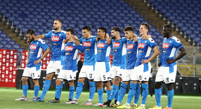 Caso multe, Gazzetta: il Napoli è determinato a dimostrare il ruolo 'sindacale' di Allan, la difesa del brasiliano