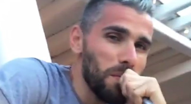 Genoa, Behrami ha convinto tutti: pronto il rinnovo per l'ex azzurro
