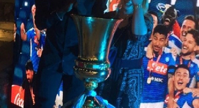 Party esclusivo ad Ischia, Kalidou Koulibaly festeggia i suoi 29 anni [FOTO]