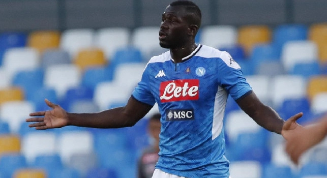 Koulibaly, il Napoli attende il rilancio del City! Col suo tesoretto pronti rinforzi in ogni reparto