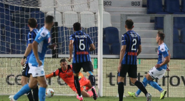 Gazzetta: il Napoli ha spesso la sensazione di tenere il pallino, ma non avvicina mai il concetto di palla-gol!