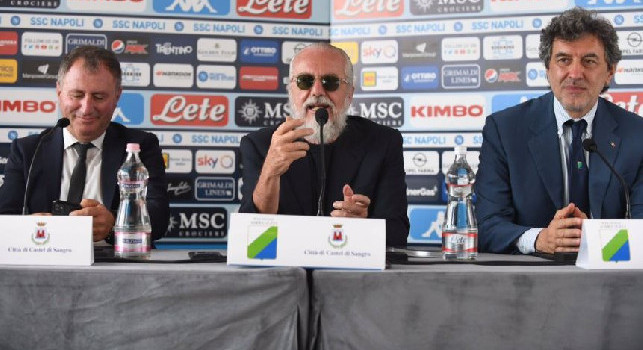 Tuttosport - De Laurentiis ha chiesto di spostare la sede di Barcellona-Napoli: oggi la decisione dell'Uefa