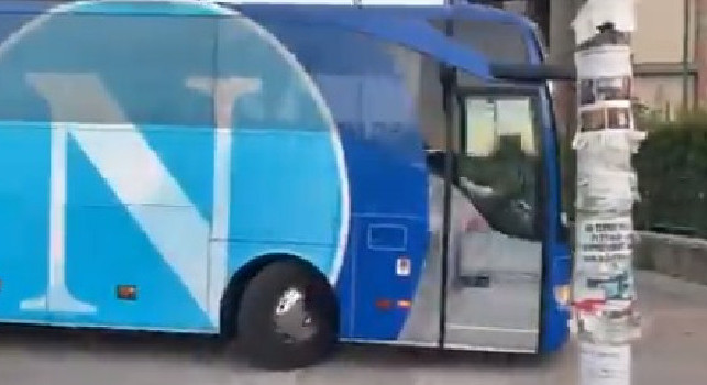Napoli-Sassuolo, gli azzurri sono appena arrivati al San Paolo [VIDEO]