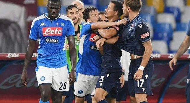 Mario Rui a muso duro, si accende la rissa con Immobile [FOTOSEQUENZA]