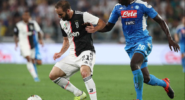 Juventus, scoppia il caso Higuain: vuole restare, i bianconeri spingono per rescindere
