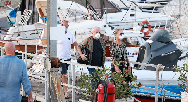 Non avevo sintomi, non mi sarei messo in viaggio l'avessi saputo! Incubo De Laurentiis, Repubblica: ha incontrato più di 50 persone
