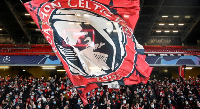 Rennes, 5.000 tifosi ammassati in curva: l'UEFA apre un'inchiesta