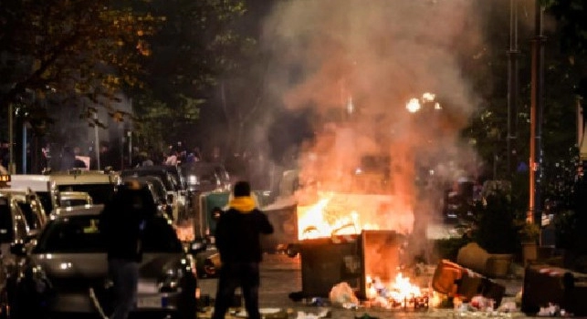 Repubblica  - Scontri Napoli, condannati e scarcerati i due arrestati: pena sospesa con l'obbligo di firma