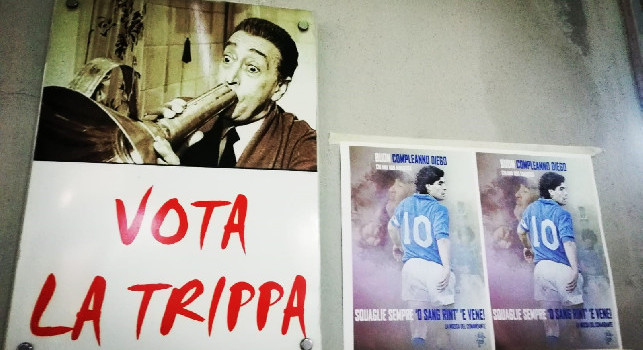Maradona compie 60 anni, Napoli tappezzata di manifesti per gli auguri a Diego [FOTO]