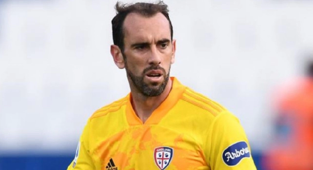 Cagliari, positivo al Covid l'uruguaiano Godin!