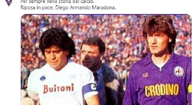 Morte Maradona, la Fiorentina sui social: Per sempre nella storia del calcio.  Riposa in pace, Diego [FOTO]