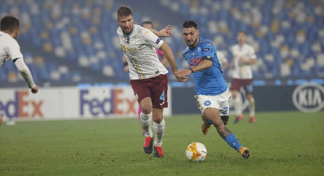 Politano: Giorno triste, non era facile... Ora dobbiamo portare a casa un trofeo per dedicarlo a Diego!
