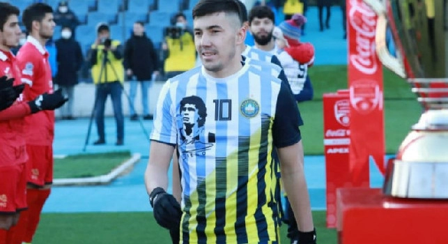 Uzbekistan maglia