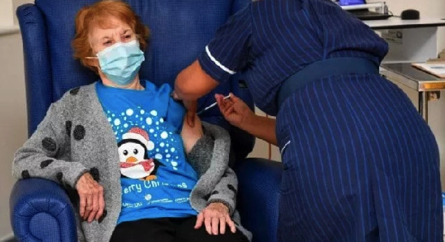 Coronavirus Campania, si fermano le vaccinazioni: avanti solo con i 'richiami'
