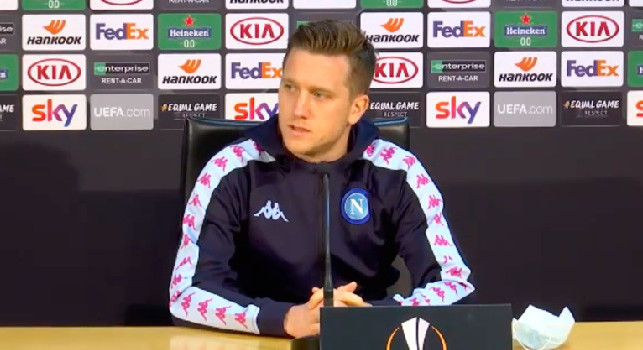 Zielinski: Faremo di tutto per la qualificazione. Io trequartista? Darò il massimo in qualsiasi ruolo
