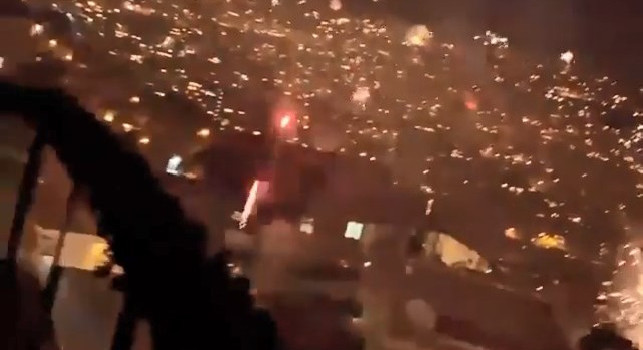 Che spettacolo che sei!, fuochi d'artificio Napoli ripresi da casa Politano: immagini mozzafiato [VIDEO]