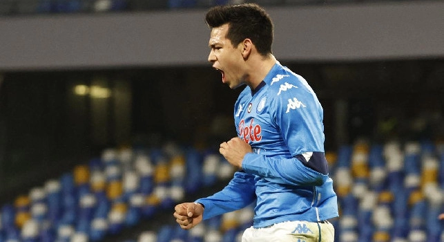 Lozano da brividi: porta il figlio allo stadio Maradona, scatto stupendo! [FOTO]