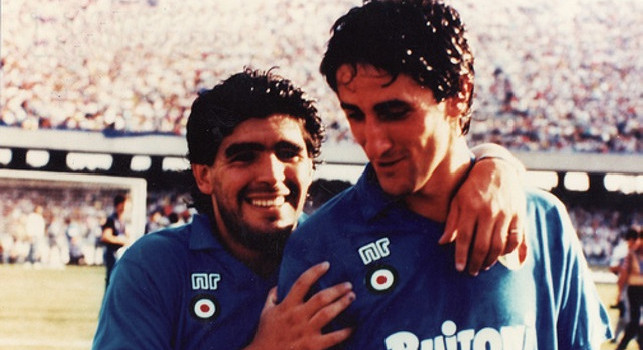 Torna l'Europa League, De Napoli: A Stoccarda fu una gioia immensa, incredibile il calore dei napoletani fuori casa! La Coppa Uefa era un trofeo importante