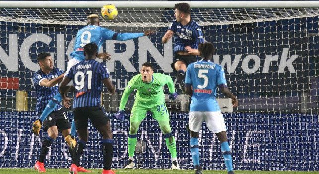 Dalle mani in testa di Mario Rui all'esultanza della Dea: le emozioni di Atalanta-Napoli 4-2 [FOTOGALLERY CN24]