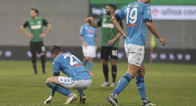 IL GIORNO DOPO Sassuolo-Napoli: i telecomandi che volano, i polli navigati ed il passeggiatore in mezzo al campo