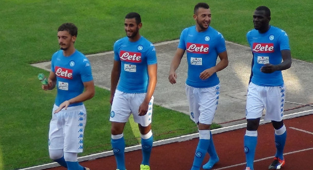 Infortunio Ghoulam, arriva il messaggio di Gabbiadini: Un grande abbraccio, non mollare