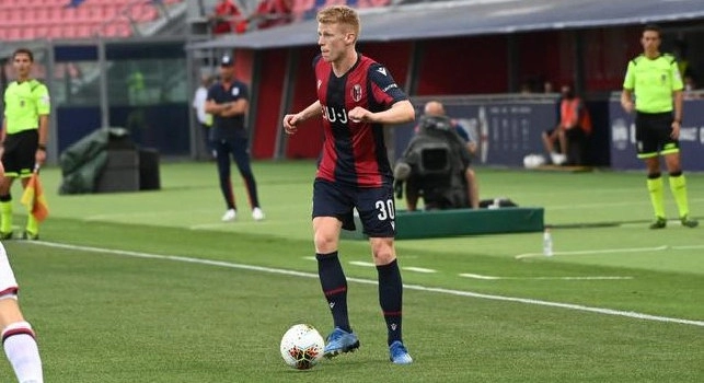 Schouten torna nei radar Napoli! Semaforo verde dall&rsquo;area tecnica, l'<i>oranje</i> del Bologna rientra nell&rsquo;identikit del club [ESCLUSIVA]