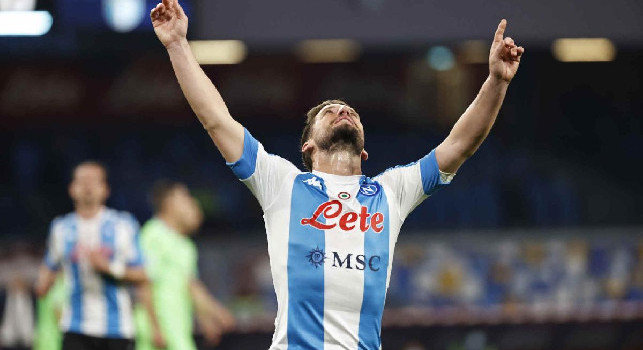Dalla dedica commovente di Mertens al calciatore 'misterioso': le emozioni di Napoli-Lazio 5-2 [FOTOGALLERY CN24]