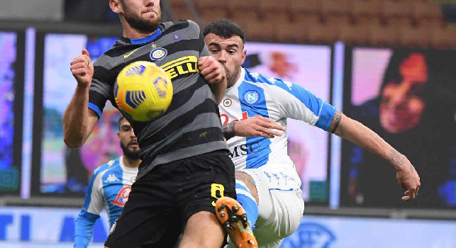 Inter, de Vrij truffato? La sua ex agenzia ha trattato un ingaggio più basso per intascarsi 7,5 mln