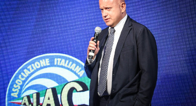De Paola: Le polemiche del Napoli contro l'arbitro sono una strategia intelligente in vista della Juventus