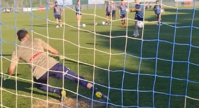 Castel Volturno, sfida ai rigori per gli azzurri: sbagliati 2 su 3 [VIDEO]
