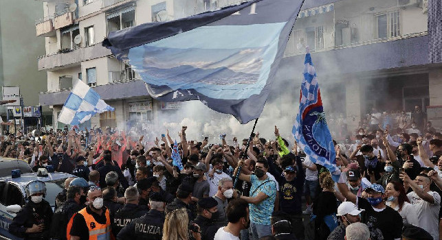 Tifosi del Napoli delusi, Repubblica: almeno in 700 hanno aspettato i ragazzi di Gattuso