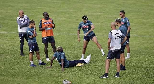 Report SSC Napoli: Ounas e Ciciretti hanno svolto parte del lavoro in gruppo e parte personalizzato in palestra