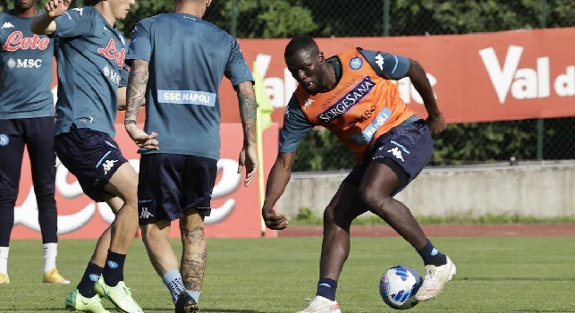 Il Mattino - Nuovi sondaggi del PSG per Koulibaly, attenzione anche alla Bundesliga! ADL fissa il prezzo e non intende svenderlo
