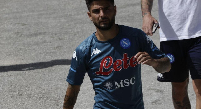 Un tifoso ad Insigne: Rimani a Napoli, non andare all'Inter, pronta la risposta del capitano