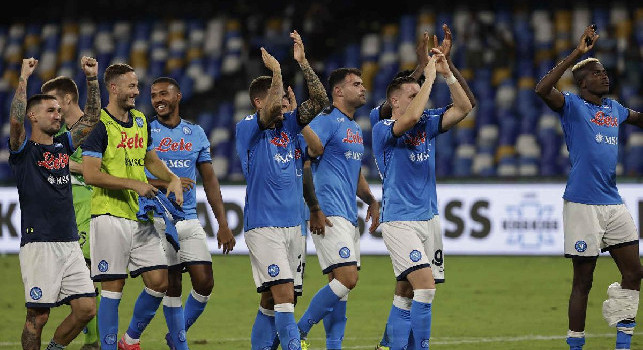 Il Napoli raddoppia, schema perfetto su calcio piazzato e gol di Rrahmani!