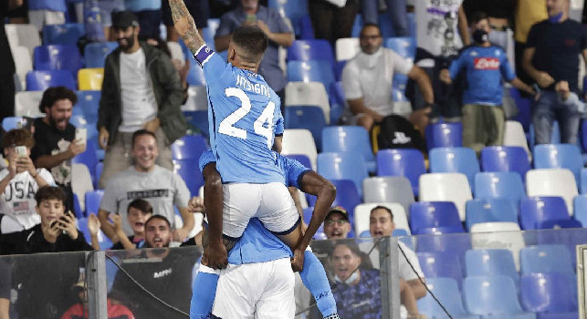 Tuttosport - Il Napoli ha un impianto di gioco da applausi: splendido l'affiatamento tra squadra e pubblico