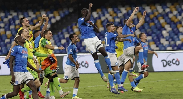 Napoli da scudetto? CorSport: solo il 24 ottobre se ne saprà di più! È uno spettacolo, ma non ha giocato un solo scontro diretto