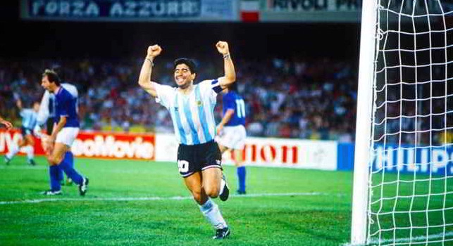 L'account Instagram di Maradona: Grazie per una nuova gioia! | FOTO
