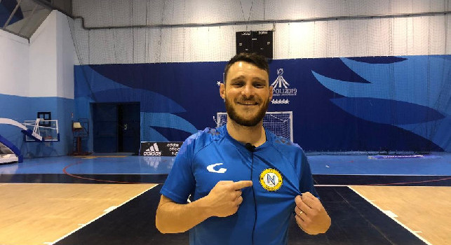 Calcio a 5 - Turmena, il quarto anno al Napoli, i 100 gol e la A: Sarà una stagione speciale, vogliamo vincere insieme. Domani Memorial Perugino contro il Sala Consilina