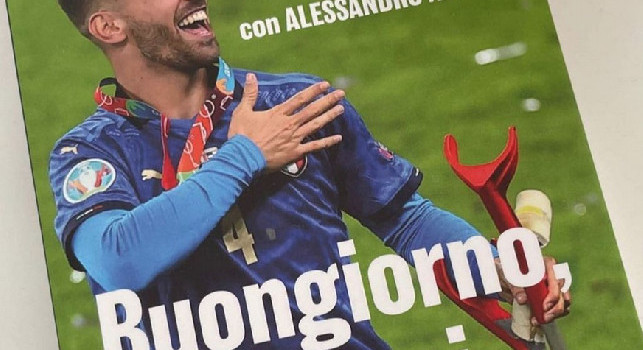 Di Lorenzo ringrazia Spinazzola: Grazie, non vedo l'ora di leggerlo [FOTO]