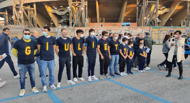 Giulietta è 'na zo***la, geniale sfottò dei tifosi azzurri prima di Napoli-Verona [FOTO]